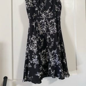 Elle mid-length dress